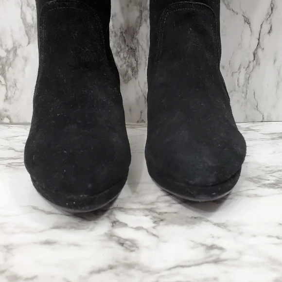 Hot In Hollywood Knee-high Boots - Picture 2 of 11